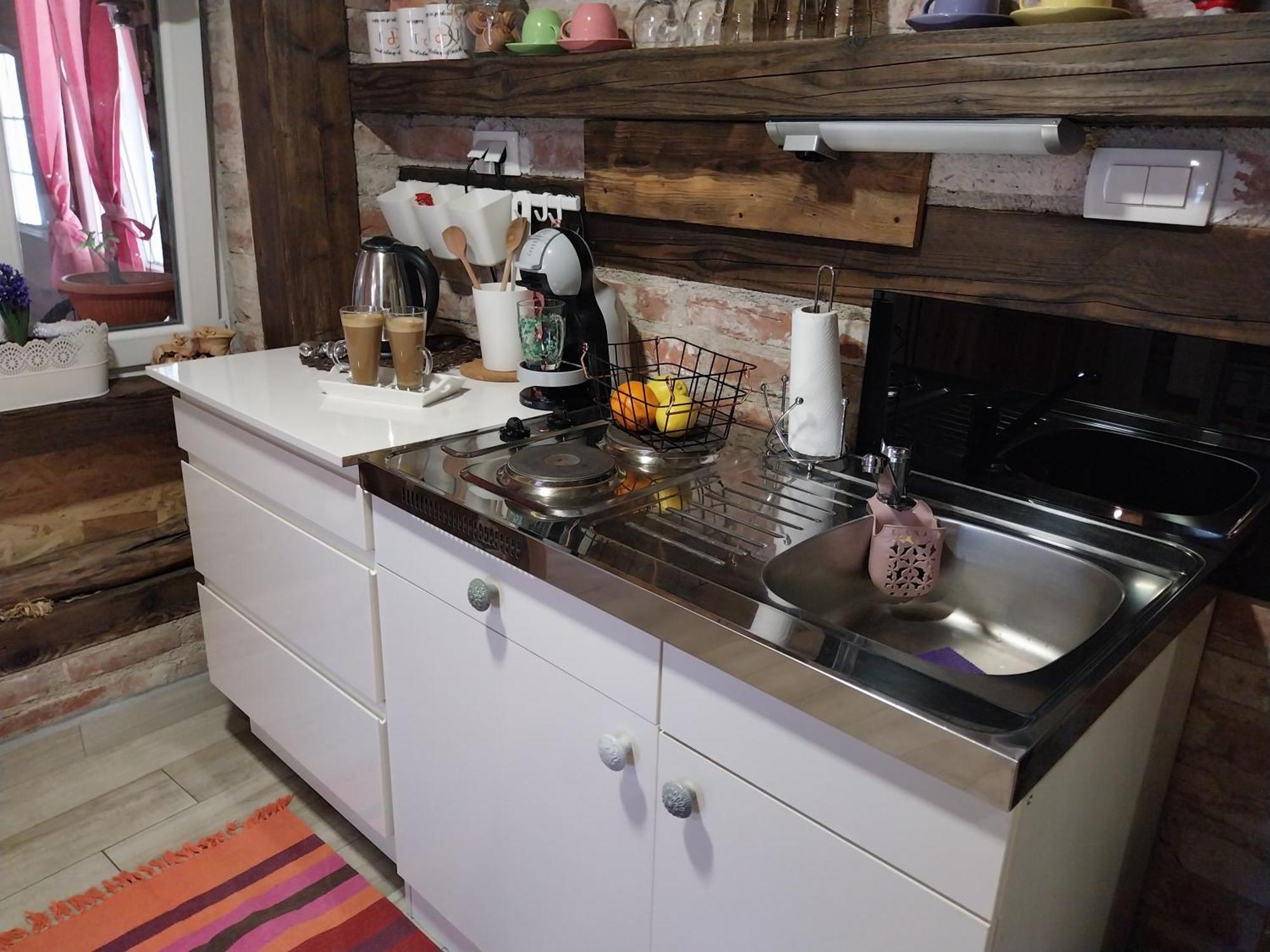 Gračac Apartment Ada Bed & Breakfast מראה חיצוני תמונה
